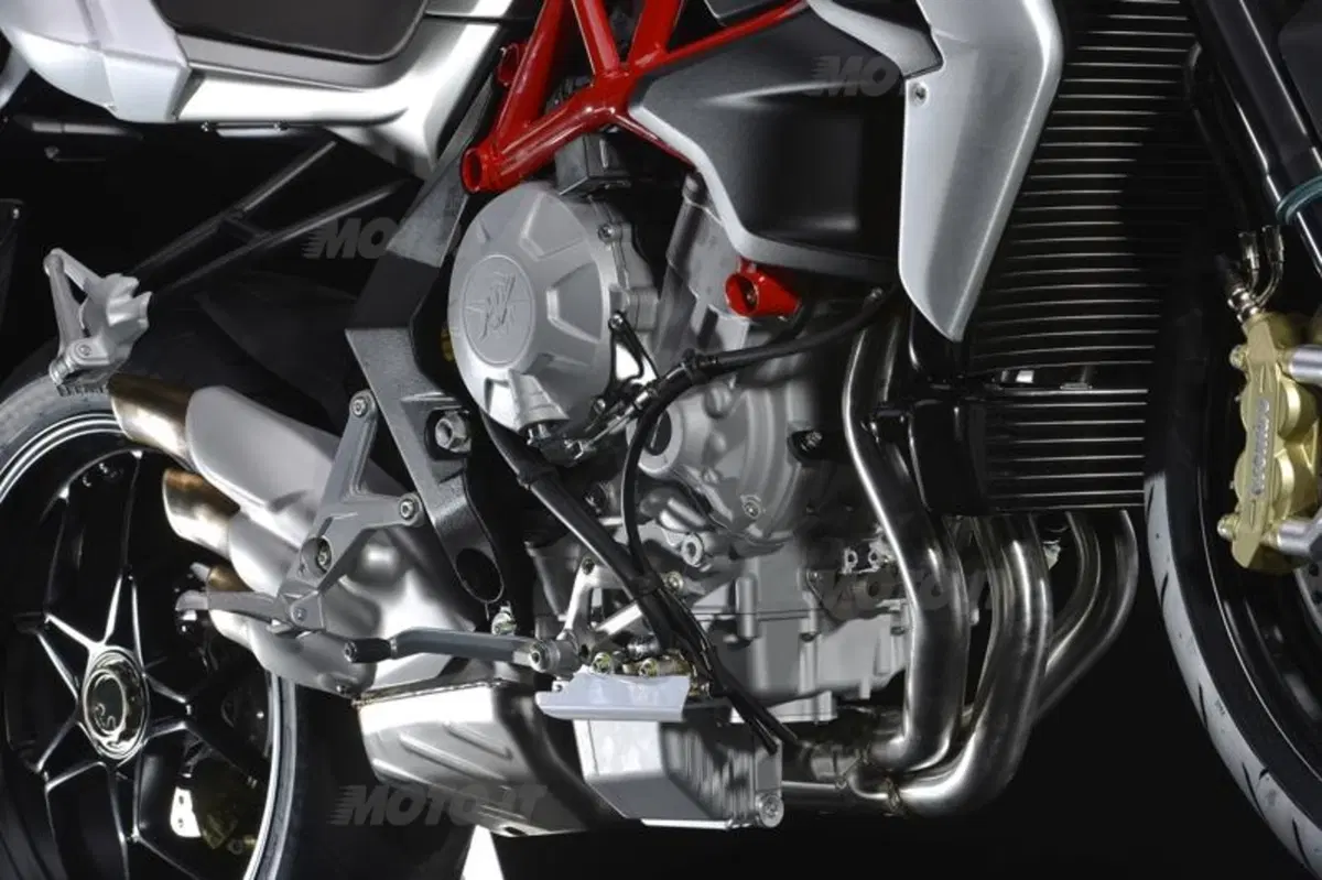 MV Agusta Brutale 800   (44)