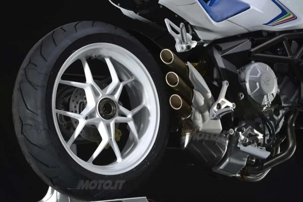 MV Agusta Brutale 800   (53)