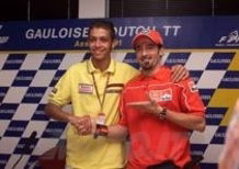 Valentino Rossi e Max Biaggi amici su Twitter