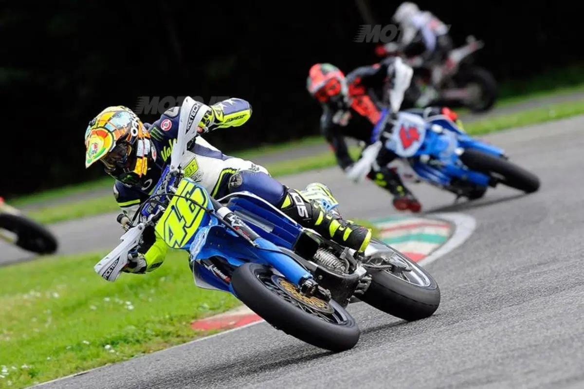 Sic Supermoto Day: Dovizioso sul gradino più alto del podio, Rossi terzo (3)