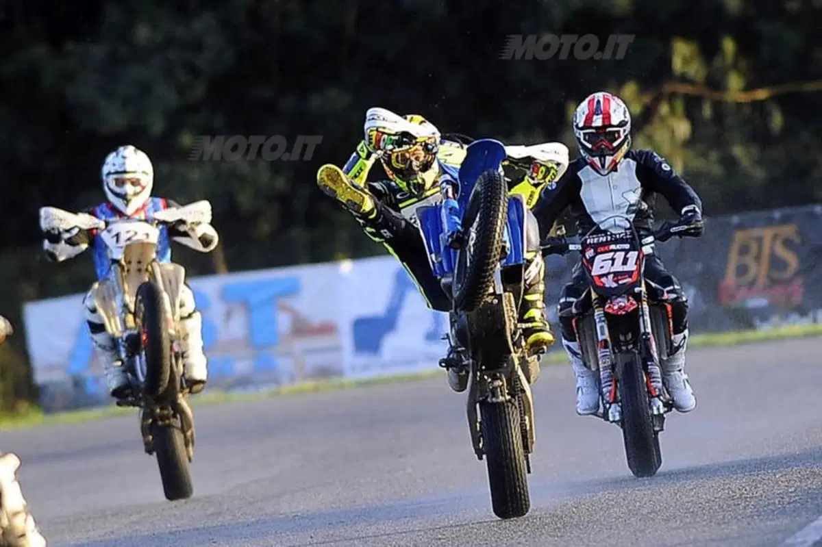 Sic Supermoto Day: Dovizioso sul gradino più alto del podio, Rossi terzo (7)