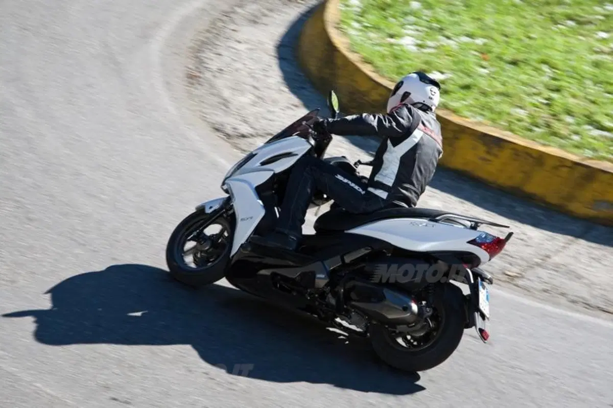 Kymco: arriva K-XCT, la nuova generazione degli Xciting (3)