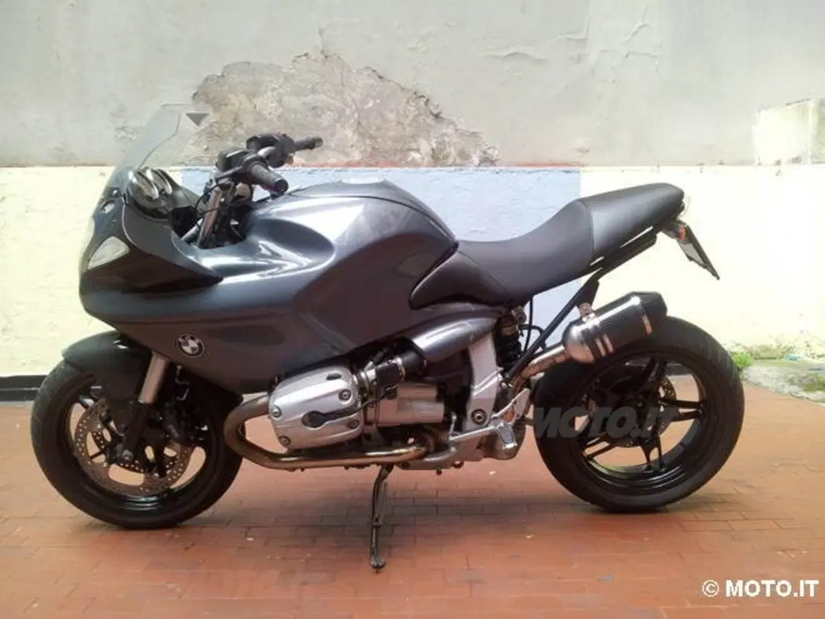 Le strane di Moto.it: BMW R1100S