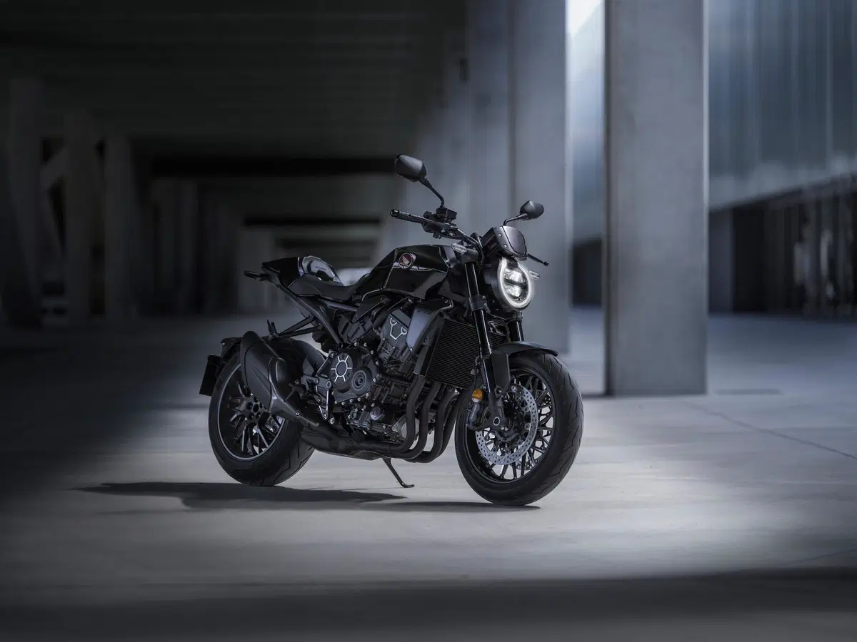 Honda CB1000R 2021: Euro5 e finiture più aggiornate (2)