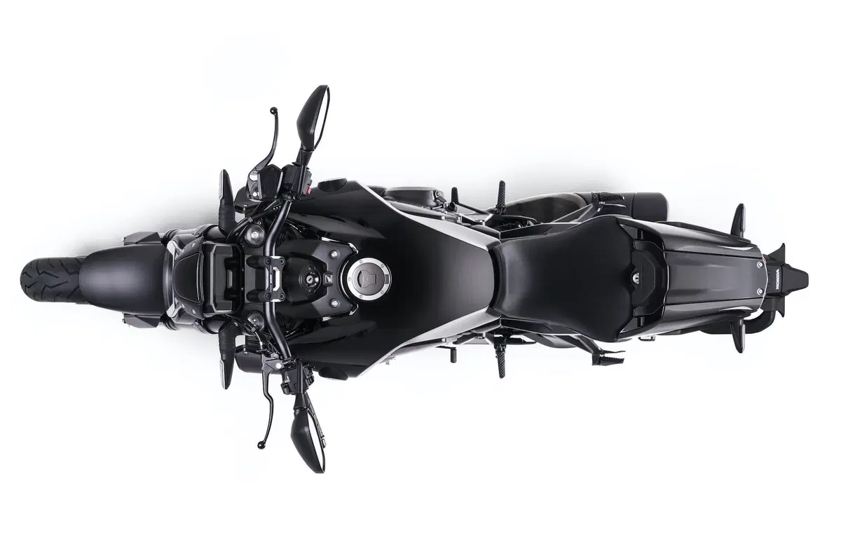 Honda CB1000R 2021: Euro5 e finiture più aggiornate (3)