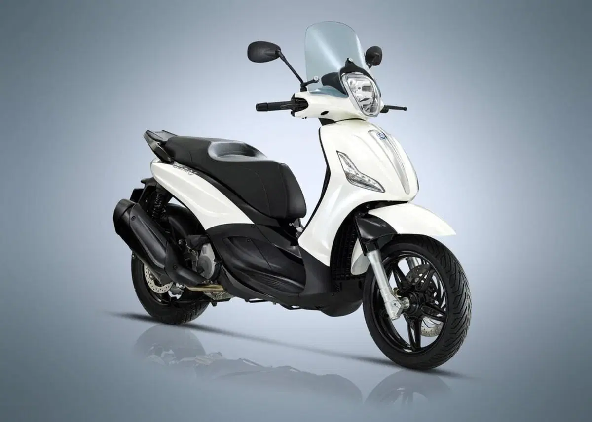 Piaggio Beverly 300 Beverly 300 i.e. Street (2020) (3)