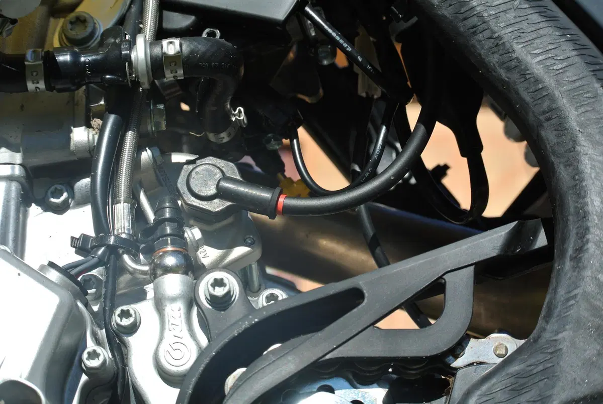 KTM EXC-F 450 2021 TEST: stabilità e potenza al top (16)