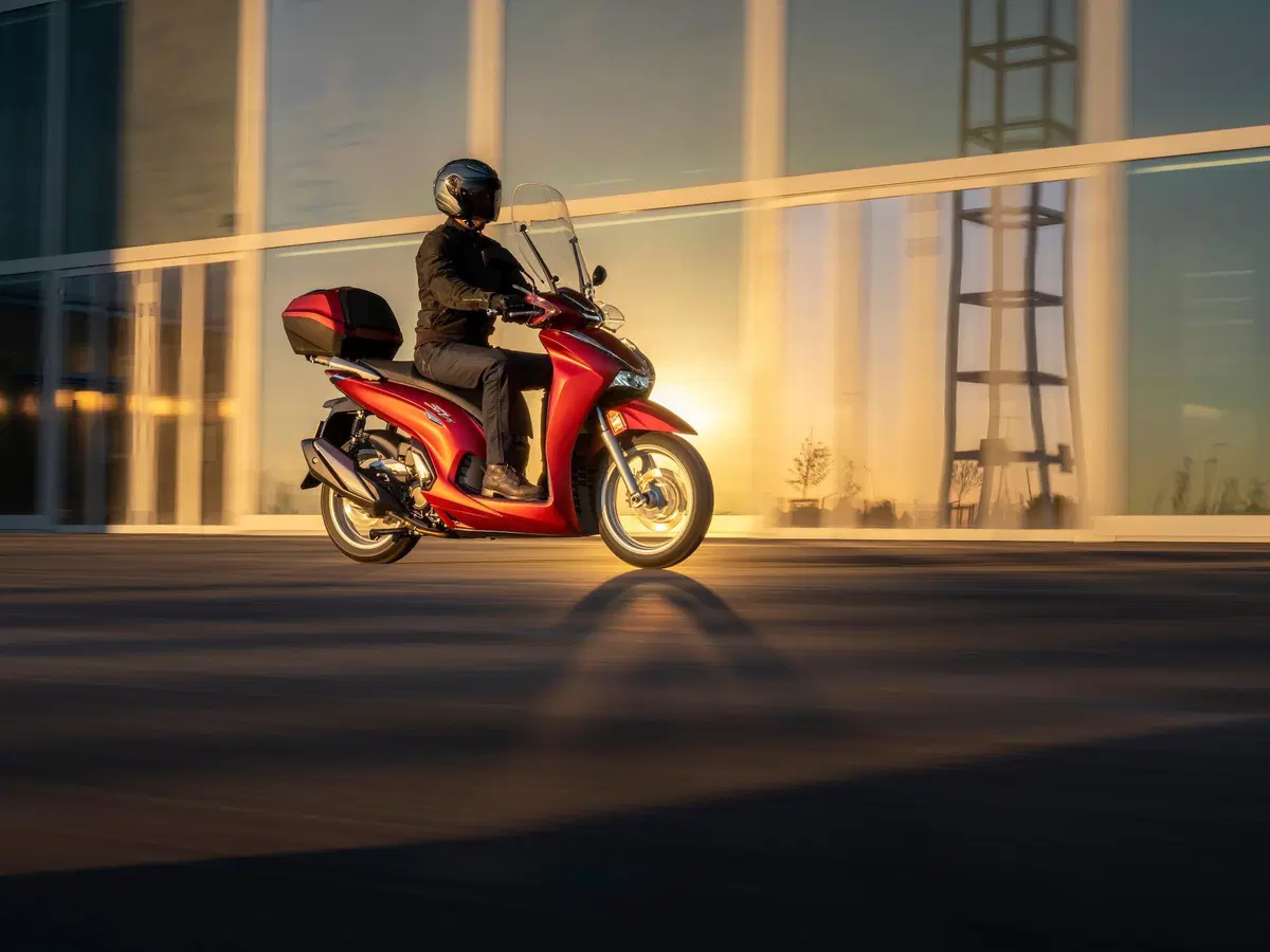 Honda SH 350 2021: più bello, più potente (5)