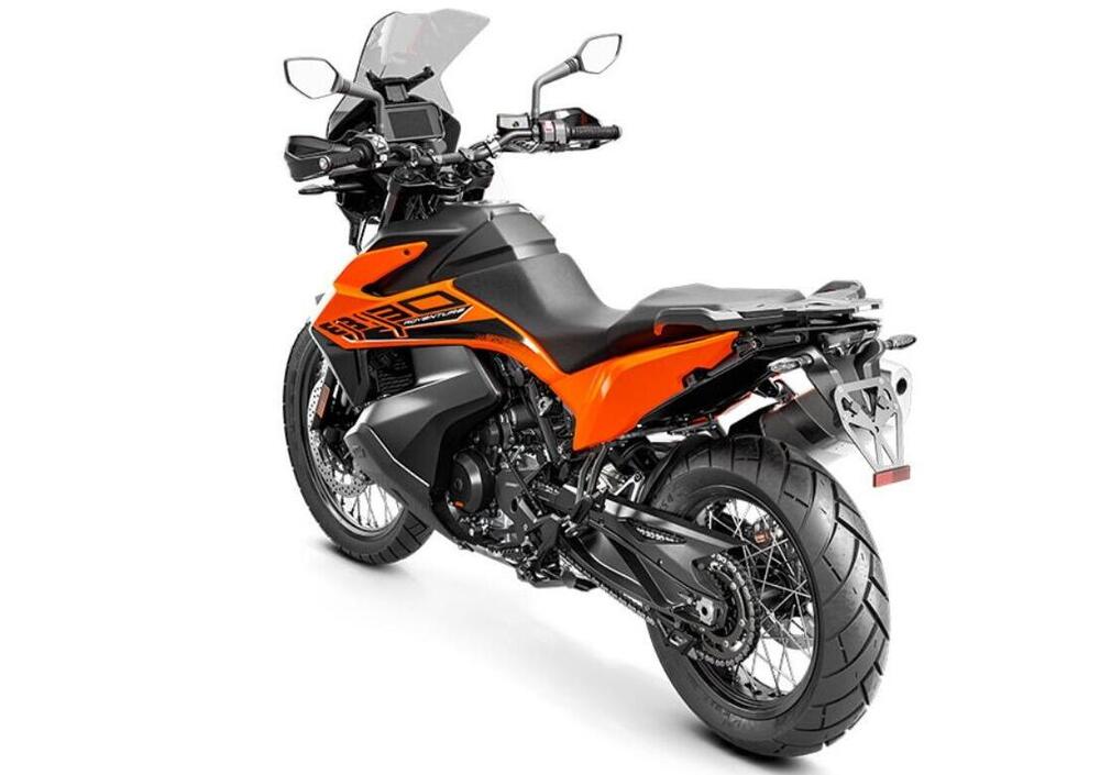 KTM 890 Adventure (2021) (3)