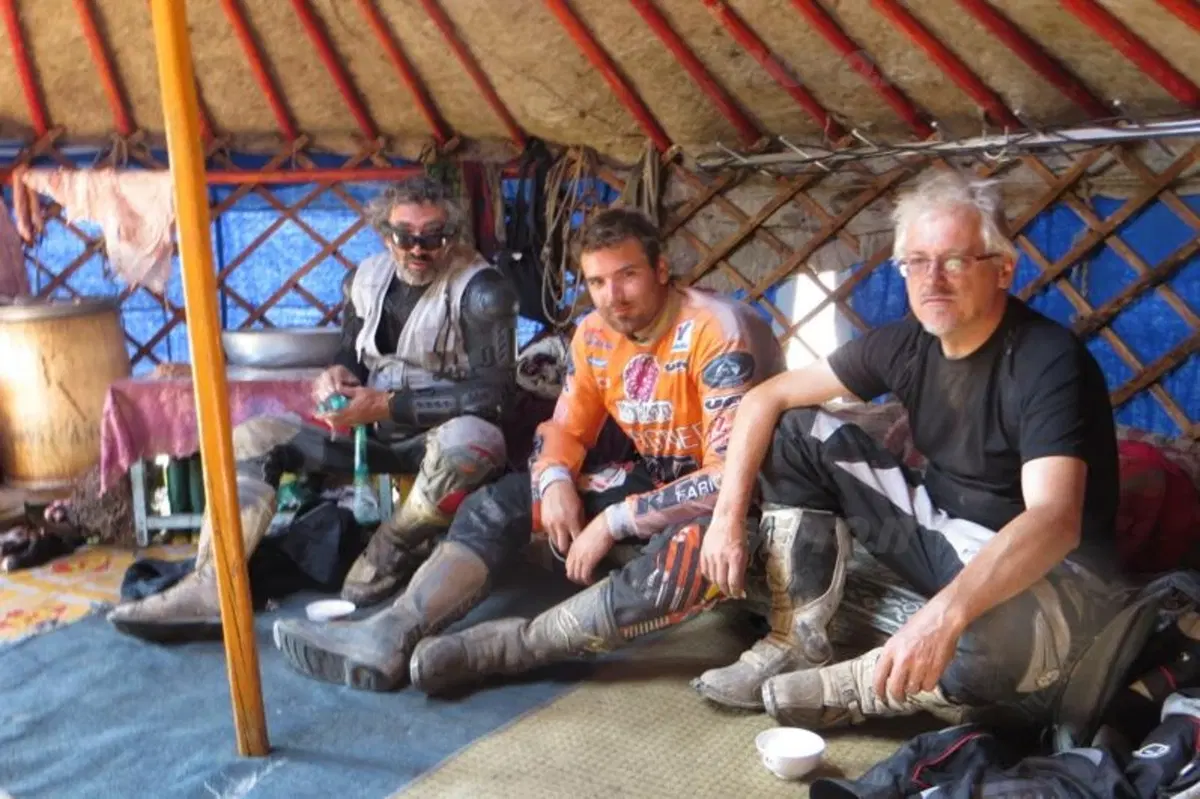 Viaggi in moto. Raid enduro in Mongolia (47)