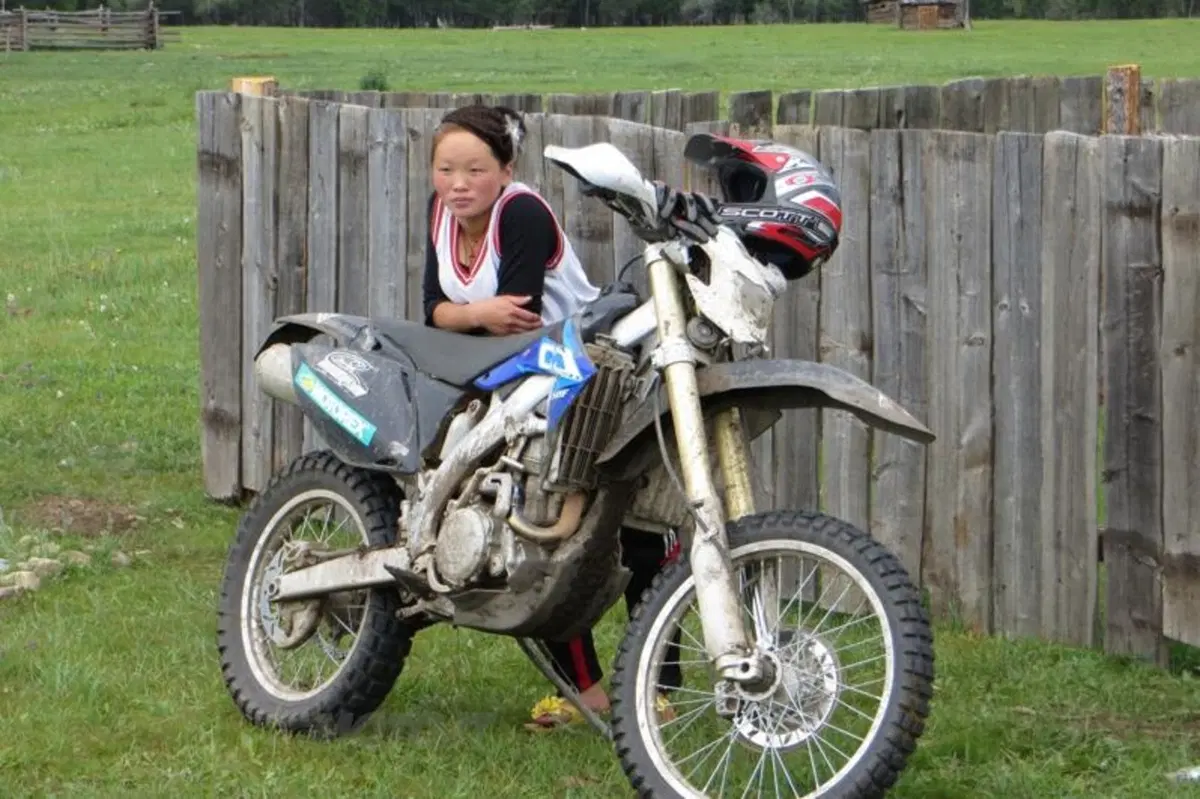 Viaggi in moto. Raid enduro in Mongolia (50)