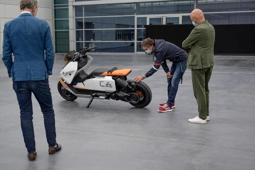 Definition CE 04. Il prossimo scooter elettrico BMW? (2)