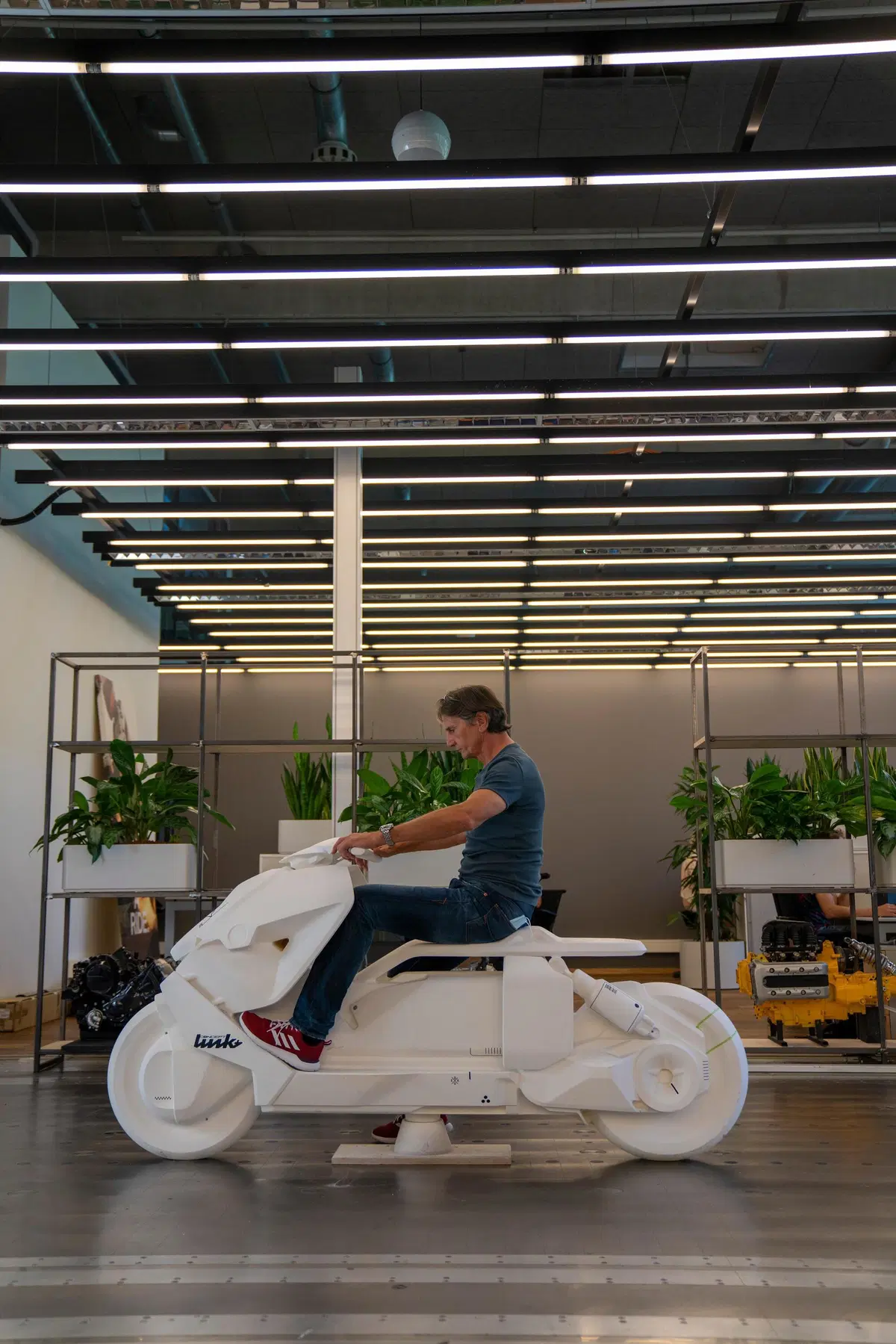 Definition CE 04. Il prossimo scooter elettrico BMW? (3)