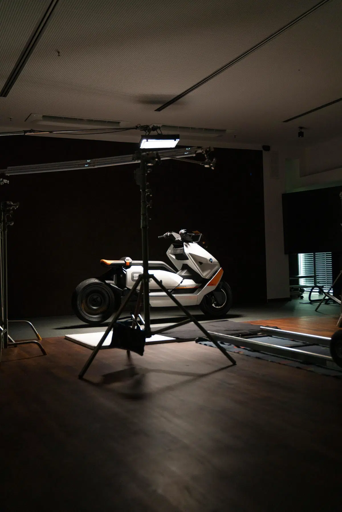 Definition CE 04. Il prossimo scooter elettrico BMW? (6)