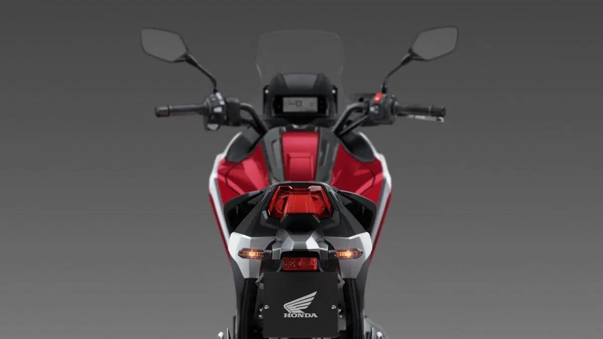 Honda NC 750X 2021: arrivano Euro 5 e tante migliorie (10)