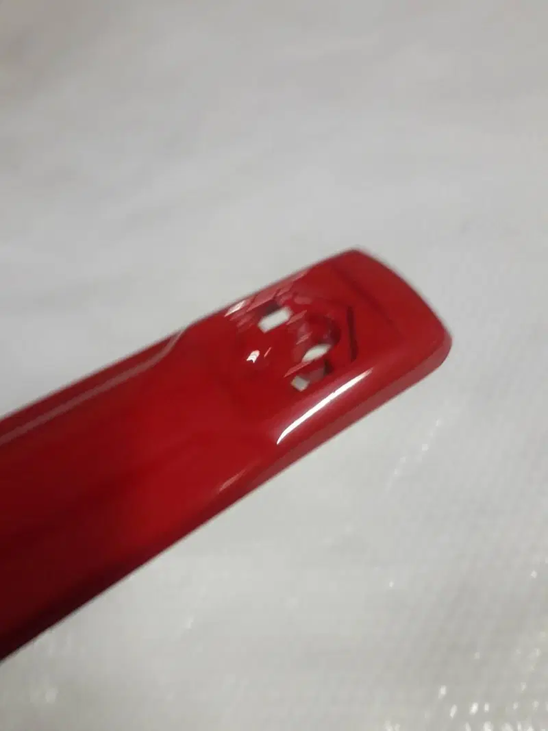 CRAVATTINO VESPA PRIMAVERA / SPRINT , COLORE ROSSO