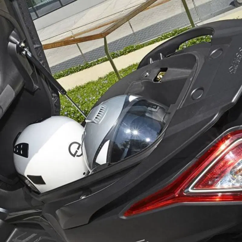 Kymco Downtown 350i TCS (2021 - 25) (2)