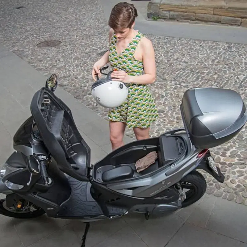Kymco Agility 50 R16 + (2021 - 26) (6)