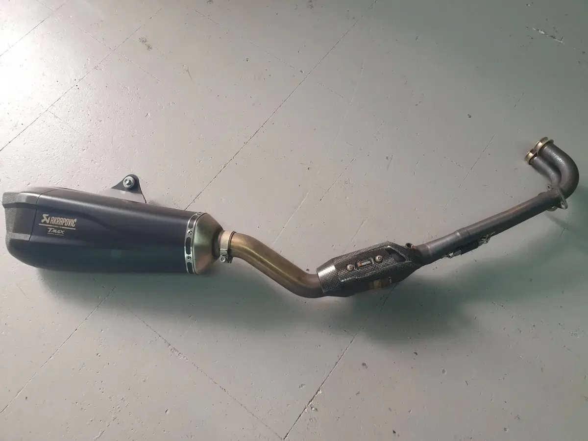 MARMITTA USATA AKRAPOVIC YAMAHA TMAX 530