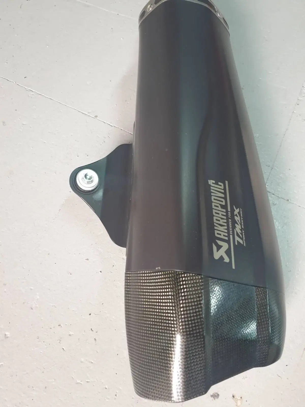 MARMITTA USATA AKRAPOVIC YAMAHA TMAX 530 (2)