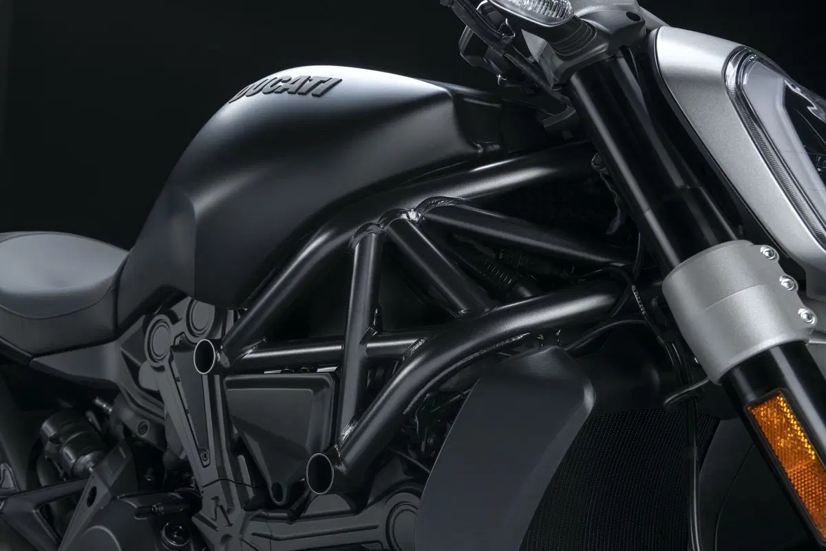 XDiavel 1260 Dark 2021 (5)