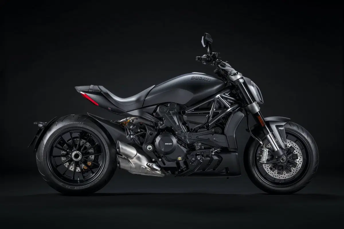 Ducati XDiavel 1262 XDiavel 1262 Dark (2021 - 24) (2)