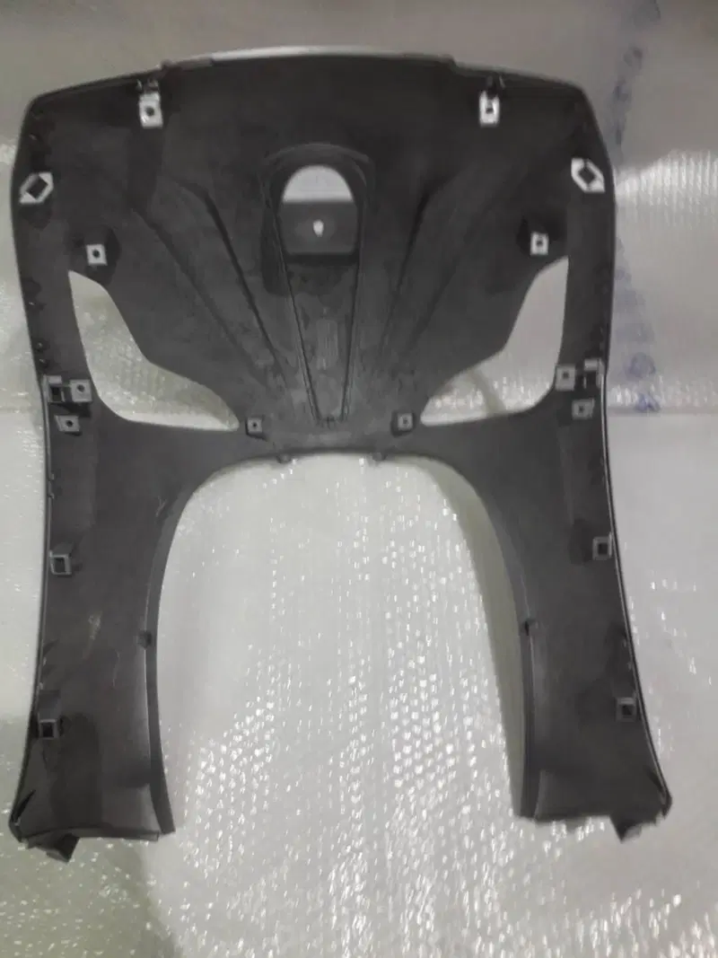 SCUDO ANTERIORE USATO PIAGGIO BEVERLY (6)