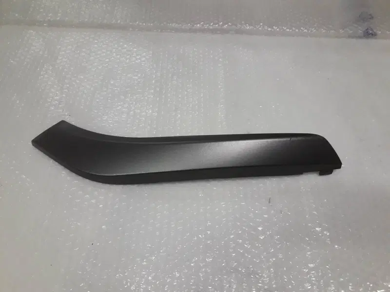 SPOILER INFERIORE DESTRO PIAGGIO BEVERLY (2)