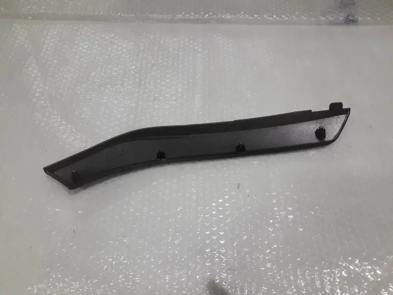 SPOILER INFERIORE DESTRO PIAGGIO BEVERLY (4)