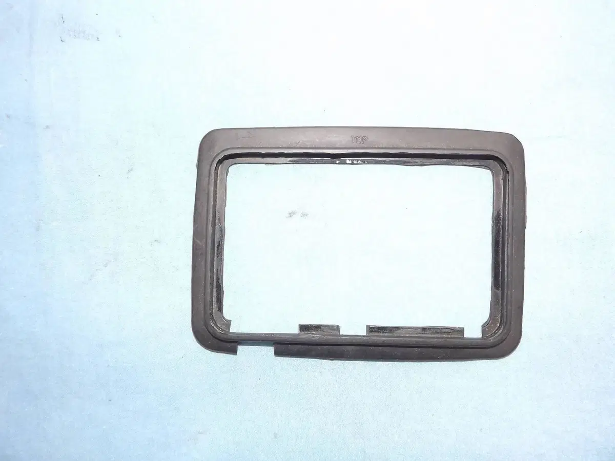 cornice faro Bimota SB4 ?