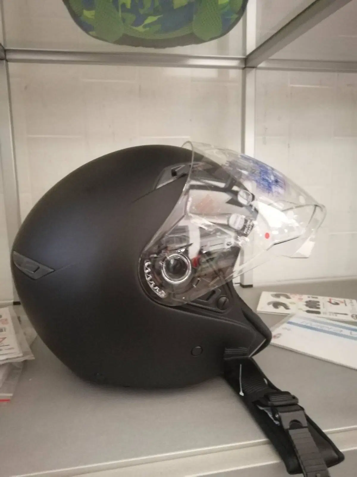 CASCO AIROH CITY ONE COLOR BLACK MATT