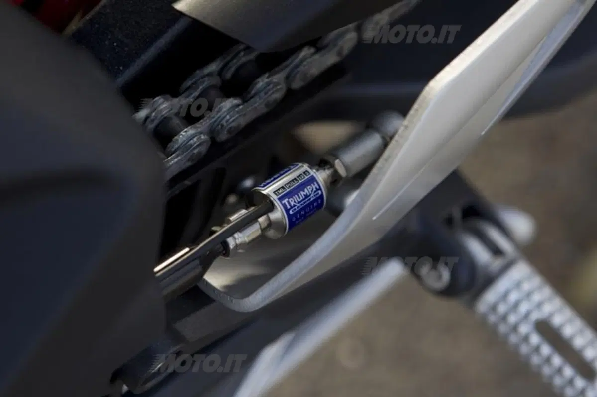 Triumph Daytona 675 2013    (50)