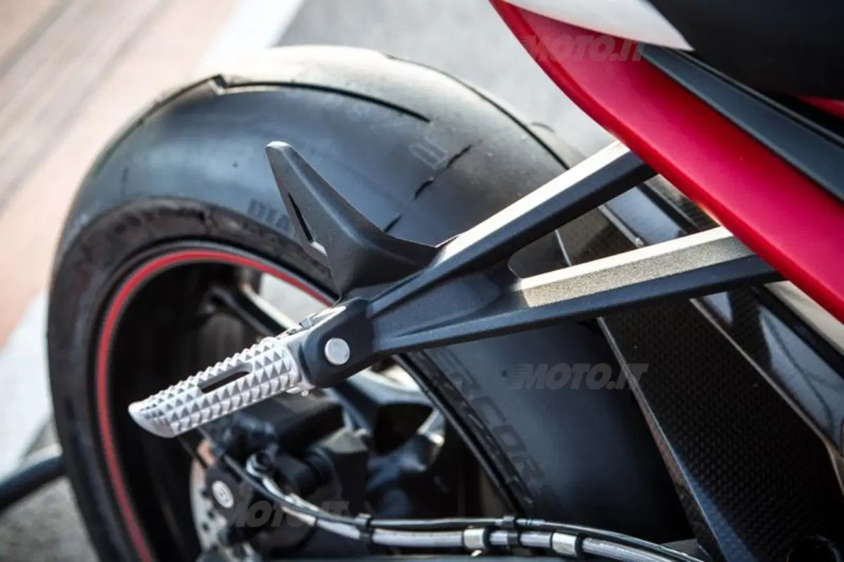 Triumph Daytona 675 2013    (71)