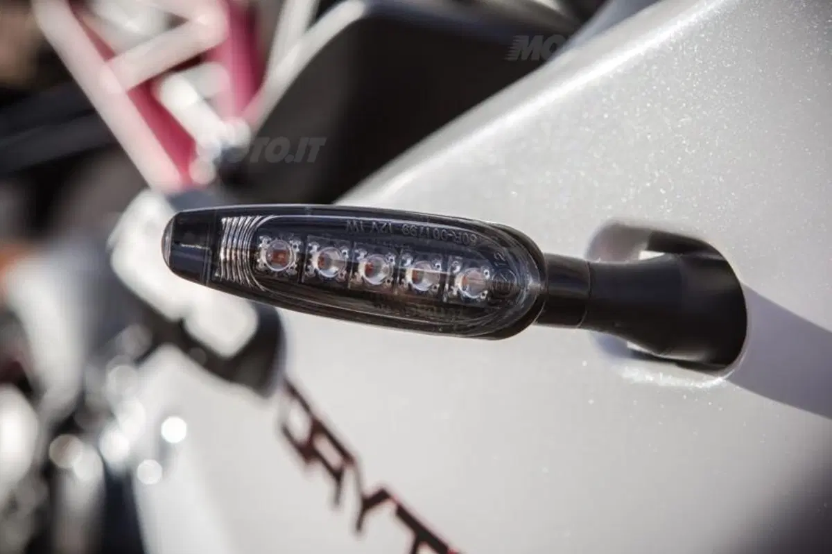 Triumph Daytona 675 2013    (78)