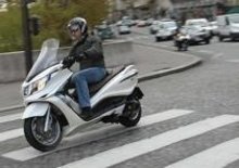 Il Comune di Milano risponde: Le strisce pedonali fanno cadere i motociclisti? Colpa dello smog