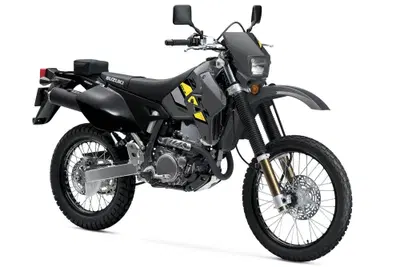 Suzuki DR-Z 400S 2021: per molti, ma non per tutti