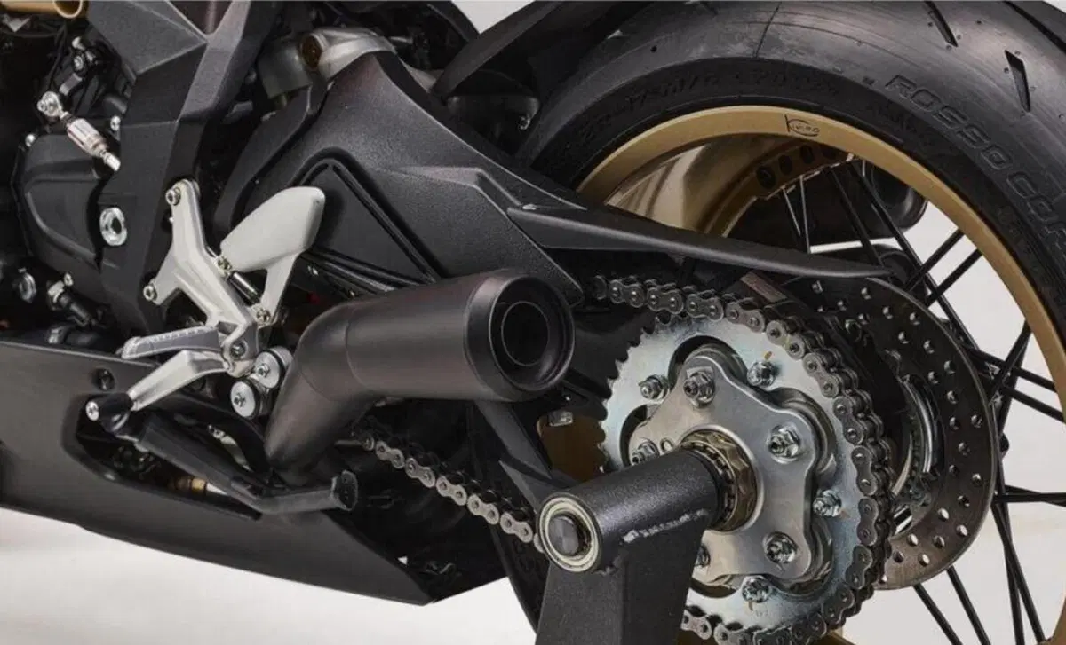 MV Agusta Superveloce 800 Superveloce 800 75° Anniversario (2020) (12)