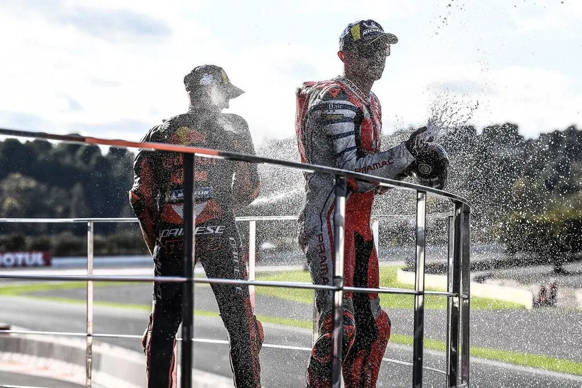 Gallery MotoGP. Le foto più belle del GP di Valencia (15)