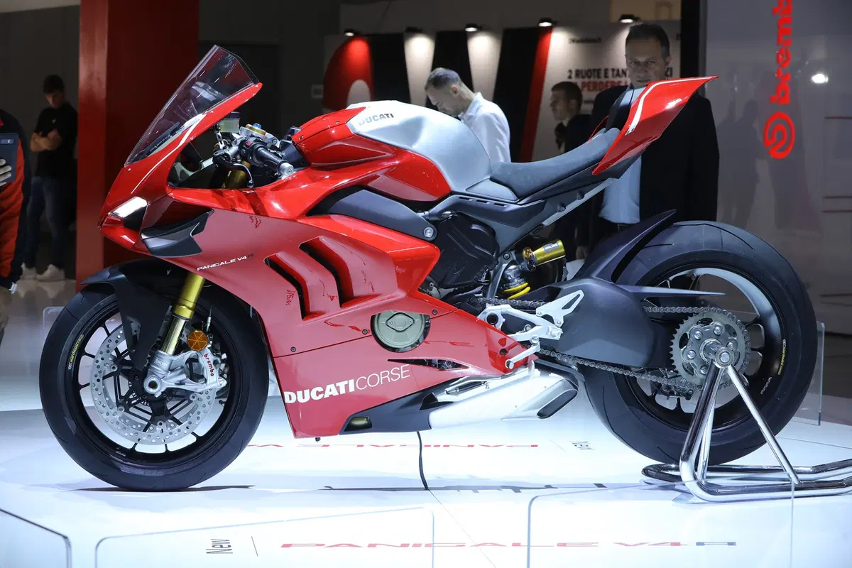 EICMA 2018: Ducati Panigale V4R, foto, video e dati (2)