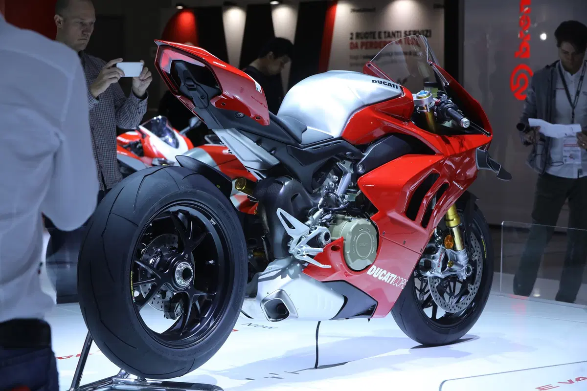 EICMA 2018: Ducati Panigale V4R, foto, video e dati (5)