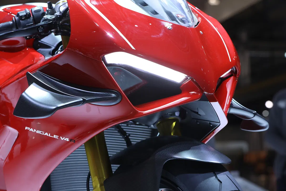 EICMA 2018: Ducati Panigale V4R, foto, video e dati (11)