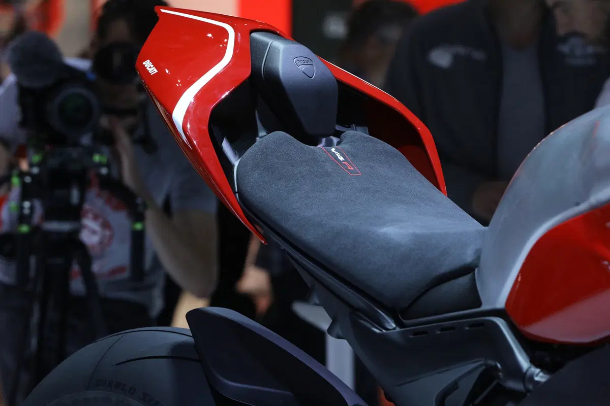 EICMA 2018: Ducati Panigale V4R, foto, video e dati (14)