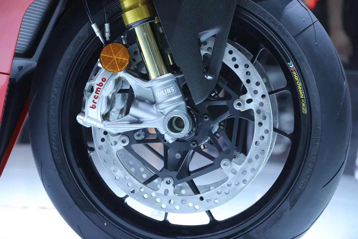 EICMA 2018: Ducati Panigale V4R, foto, video e dati (19)