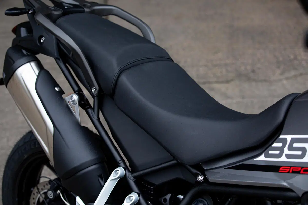 Nuova Triumph Tiger 850 Sport: Crossover a vocazione stradale (3)