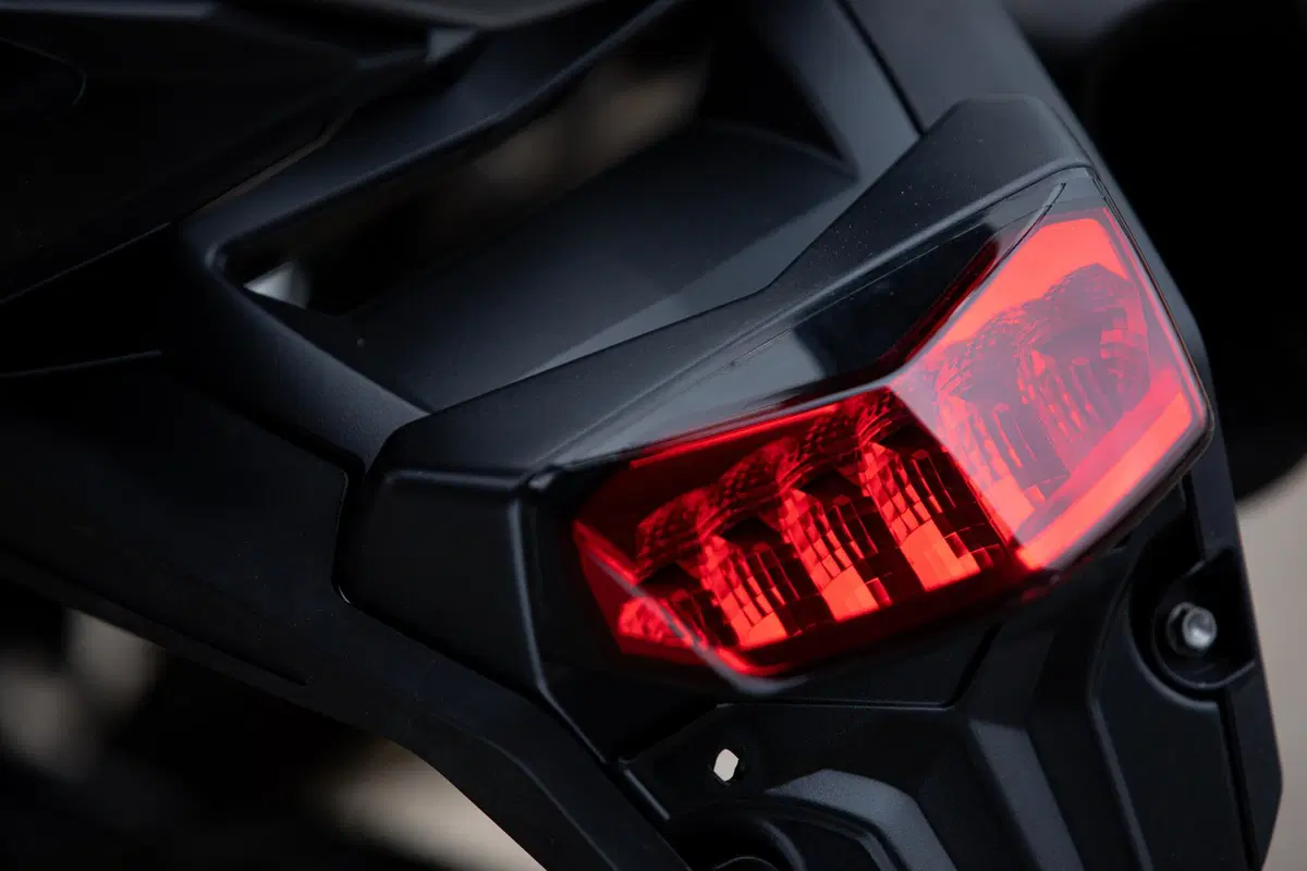 Nuova Triumph Tiger 850 Sport: Crossover a vocazione stradale (8)