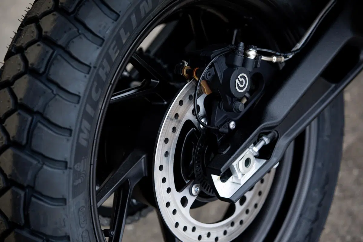 Nuova Triumph Tiger 850 Sport: Crossover a vocazione stradale (8)