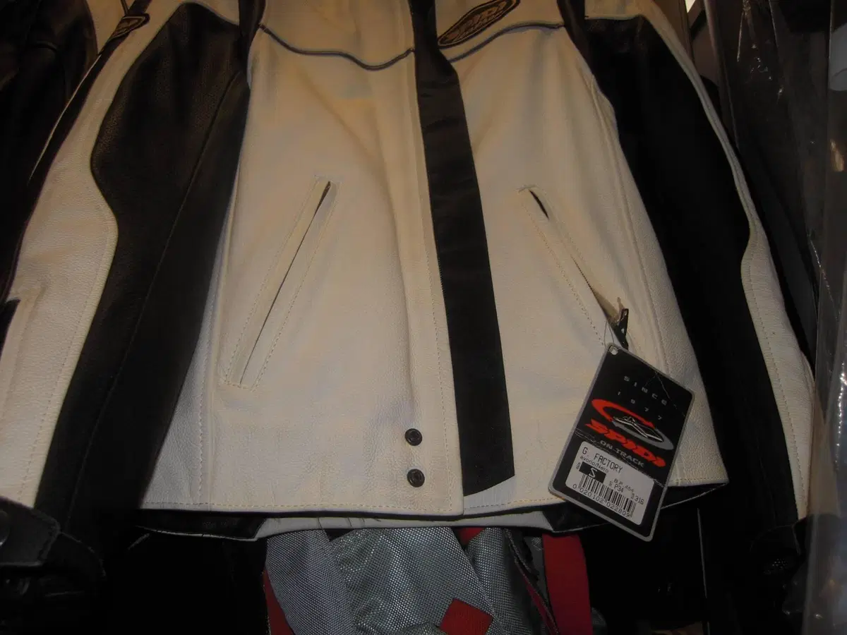 GIACCA MOTO IN PELLE UNISEX TG. S SPIDI (7)