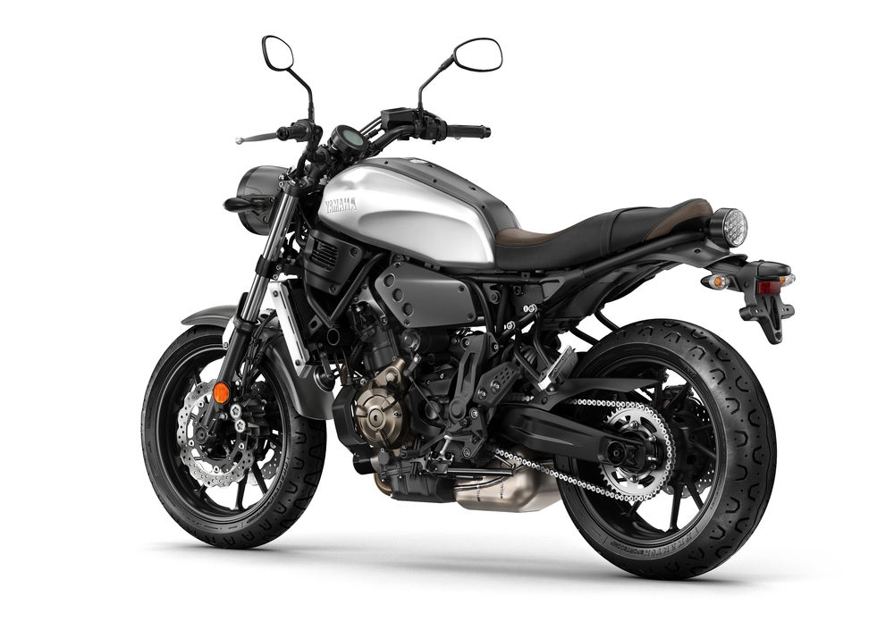 Yamaha XSR 700 (2021) (3)