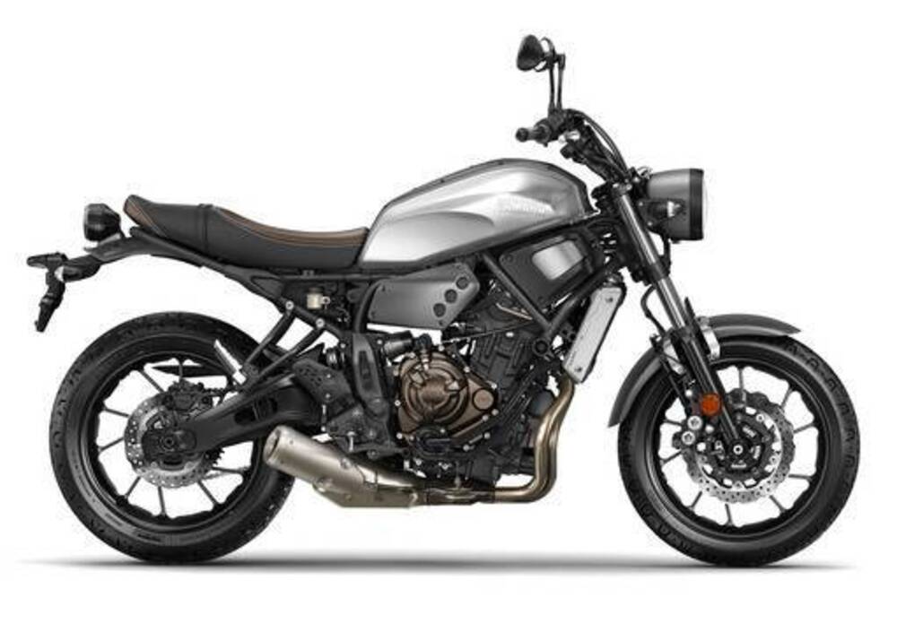 Yamaha XSR 700 (2021) (2)