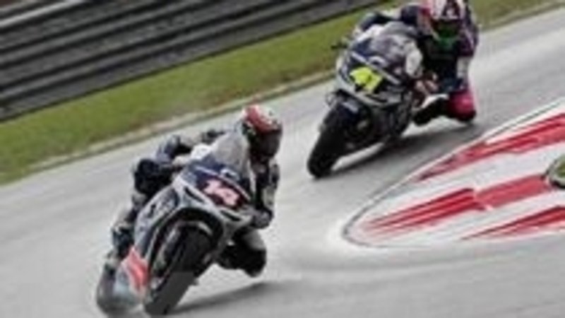 MotoGP: stop a prove deserte e bandiere ignorate